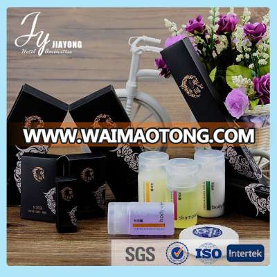 high class elegant luxury hotel room guest supplies/hotel amenities set