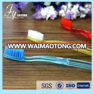 wholesale transparent travel toothbrush/travel set toothbrush